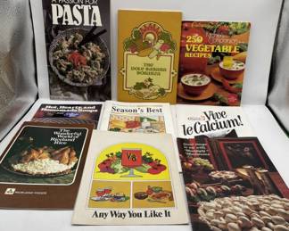 Lot 191 | Vintage 60s-70s Cookbook Paperback Pamphlets

