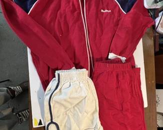 Lot 70 | Vintage MacGregor SzL Mens Tracksuit Jacket Pants
