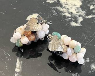 Lot 10 | Gemstone Grape Bunch Pair
