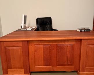 Amazing Hardwood Artisans L Shaped Desk .  Tongue and Groove Construction