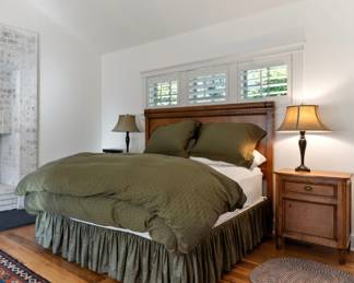 Queen Bed and Two Matching Bedside Tables