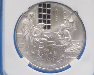 Lot 267. 1977 Postmasters of America Philadelphia Convention and Tourist Bureau 24.5 grams sterling