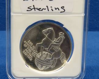 Lot 280. 1975 Postmasters of America Anniversary of the Postal Service round 24.9 grams sterling