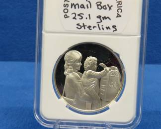 Lot 264. 1973 Postmaster of America Mail Box 25.1 grams sterling