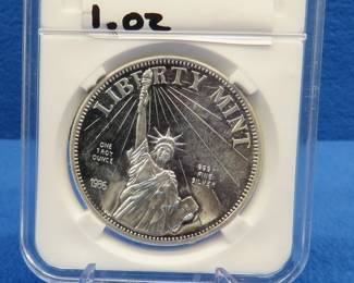Lot 292. 1986 Liberty Mint round .999 1oz