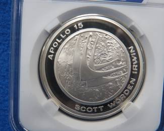 Lot 388. NASA themed "Apollo 15" sterling silver proof medallion. 19.9 grams.