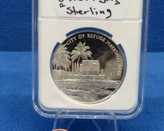 Lot 281. 1972 Postmasters of America City of Refuge National Park round 25.1 grams sterling