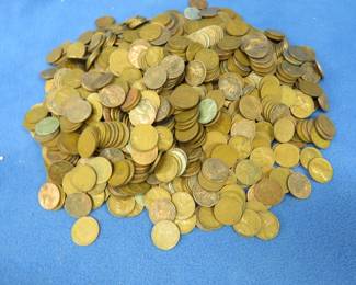 Lot 92. 7 lbs. of Lincoln wheat pennies. Approx. 950 pennies