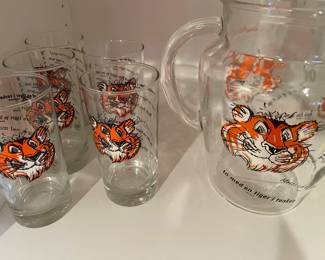 Exxon Pitcher Set