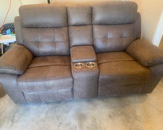 Manual Reclining Loveseat (Plush) with Center Console and cup holders in perfect condition!