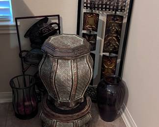 Lots of metal Decoratives 