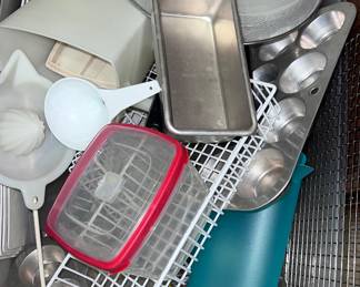 Miscellaneous Kitchen Accessories 