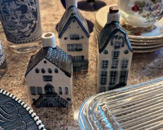 Vintage Rynbende Delft Houses