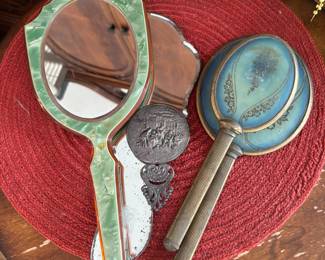 Vintage vanity mirrors