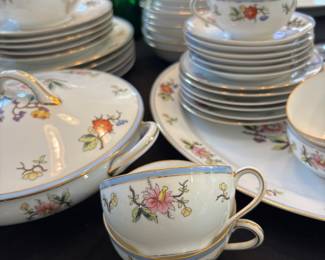 Lovely Collection Noritake Rouen China