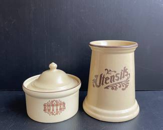 Pfaltzgraff Village Utensil crock & butter dish vintage