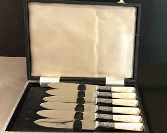 Pearl handled knives - Made in England