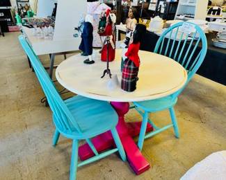 Table and chairs- colorful 