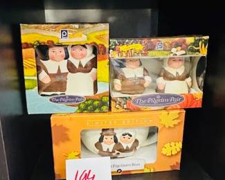 Vintage thanksgiving salt and pepper shakers 