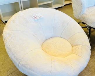 Ottoman chair 