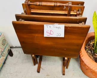 TV trays 