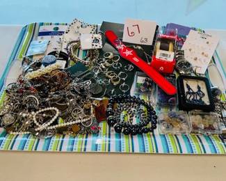 Jewelry lot 