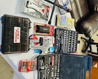 Tool lot 