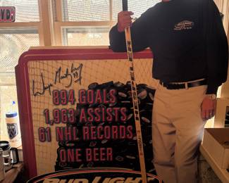 Extremely rare Wayne Gretzky career Bud Light life-size cutout 