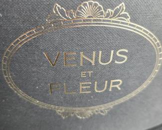 Venus Et Fleur Eternity Roses