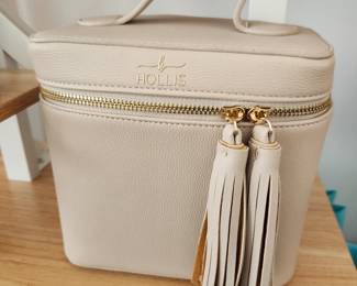 Hollis Bags