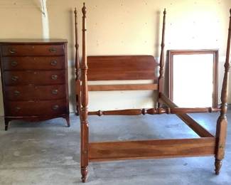 Kindel Bedroom Set - 4 Poster Full Bed, Dresser and Mirror