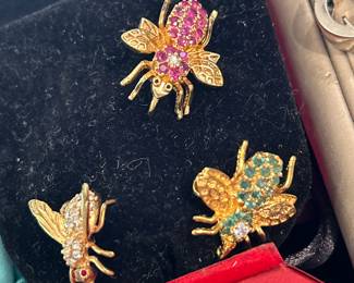 Our appraiser Heather is here to help you invest in luxury assets: fine jewelry, gold, platinum, silver, diamonds and more!