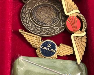 Souvenir/Pins: DELTA, CONTINENTAL and more!