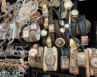 Our appraiser Heather is here to help you invest in luxury assets: vintage men's and women's watches.