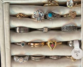 Our appraiser Heather is here to help you invest in luxury assets: fine jewelry, gold, silver, diamonds, and more!