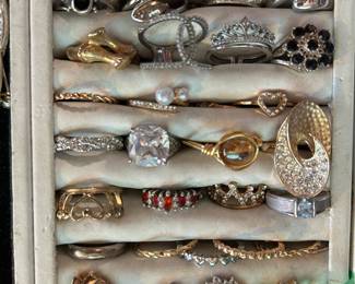 Our appraiser Heather is here to help you invest in luxury assets: fine jewelry, gold, silver, diamonds, and more!