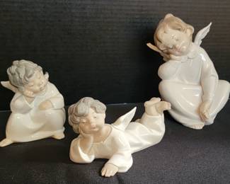 (3) Lladro Angel Figures
https://ctbids.com/estate-sale/34628/item/3890093/3-Lladro-Angel-Figures
