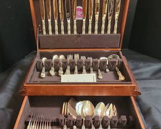 Gorham Sterling Silver "Rondo" Flatware w/ Nakan's Silverware Chest
https://ctbids.com/estate-sale/34628/item/3897753/Gorham-Sterling-Silver-Rondo-Flatware-w-Nakan-s-Silverware-Chest