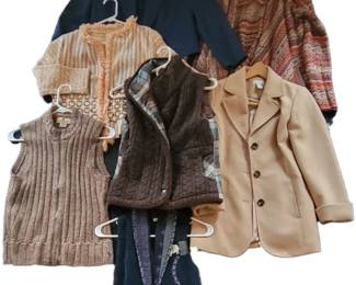 Better Than Your Best Thrifting! (Outerwear)
https://ctbids.com/estate-sale/34628/item/3896252/Better-Than-Your-Best-Thrifting-Outerwear