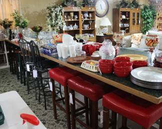 SELECTION OF BAR STOOLS