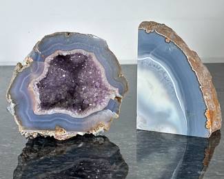 (2pc) Geodes | Cut purple amethyst geode and corner cut blue agate geode. - h. 5 x w. 4 x d. 2.5 in (smooth)
