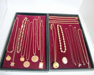 Very Nice Selection of Gold Jewelry, Eagle Pendants, 18K heavy Globe Pendant, Necklaces, Bracelets, Rings
