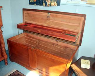 Lane Cedar Chest