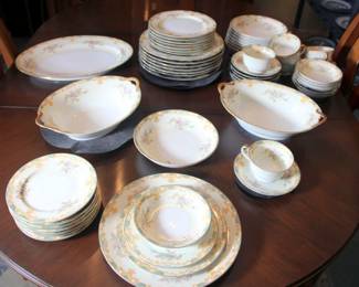 56 pcs. Noritake Luray