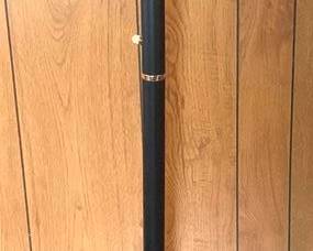 86 - Floor Lamp - 64" tall You are buying a used as-is electric/electronic item. We do not guarantee all components are present and if it is not expressly stated, it is untested.
