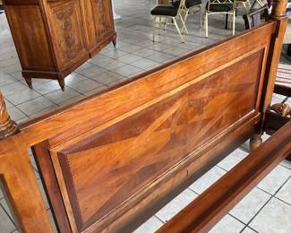 Four poster antique bed 