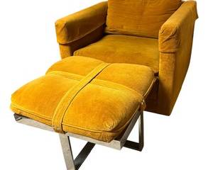 Vintage Mid Century Modern Swaim Designs Chair with Ottoman

Measures 33 x 32 x 24 inches. 