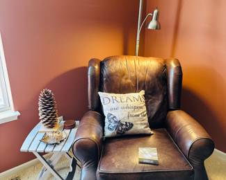 McKinley dark brown leather recliner