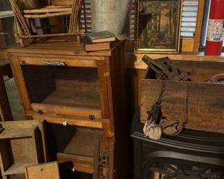 Antique primitive decor