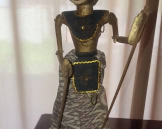 brw9005 Antique 19 Tall Wayang Golek Rod Puppet Female w Long Hair base incl